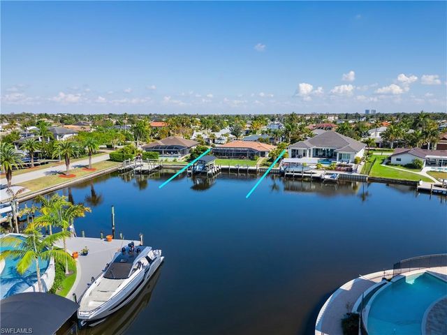 6610 Joanna CIR, Fort Myers, FL 33919