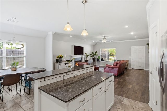 6335 W Limerick Way, Fayetteville, AR 72704