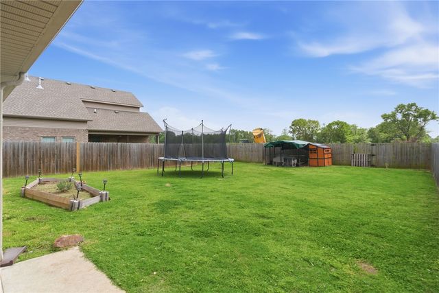 6335 W Limerick Way, Fayetteville, AR 72704