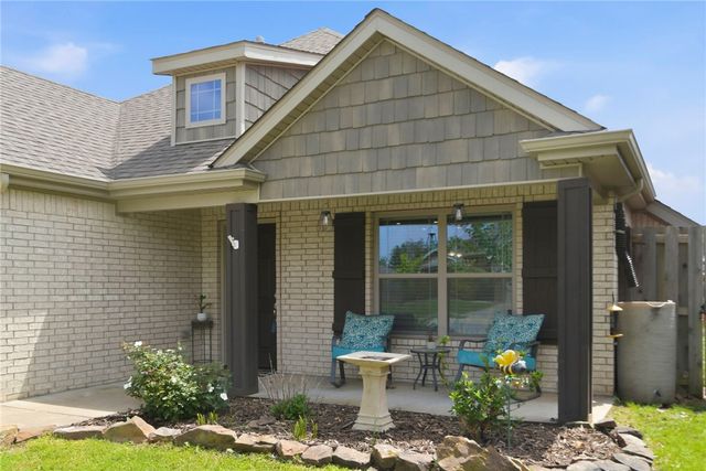 6335 W Limerick Way, Fayetteville, AR 72704