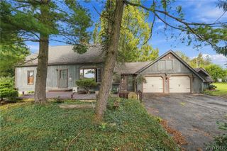 2644 Mcclew Road, Newfane, NY 14028