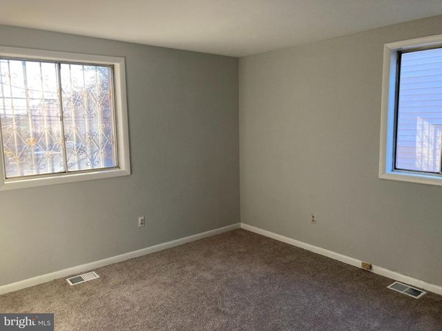 712 ALABAMA AVE SE, Washington, DC 20032