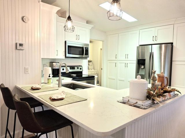 8145 Meadowlark Lane, Port St Lucie, FL 34952