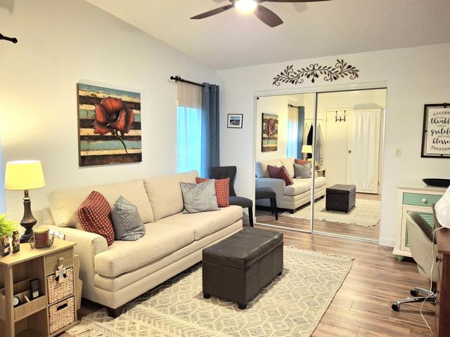 8145 Meadowlark Lane, Port St Lucie, FL 34952