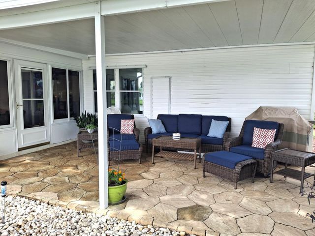 8145 Meadowlark Lane, Port St Lucie, FL 34952