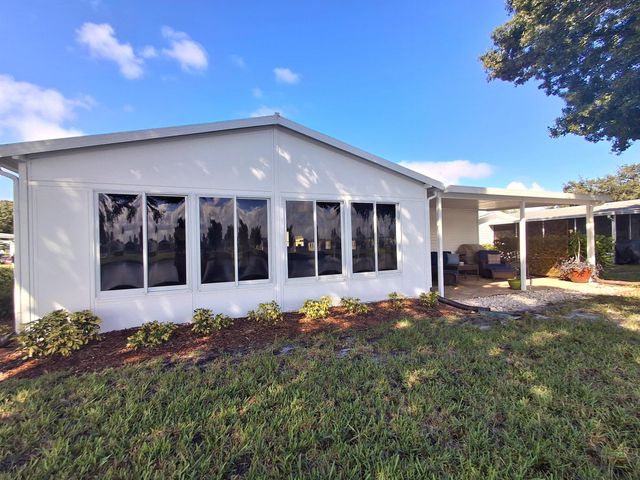 8145 Meadowlark Lane, Port St Lucie, FL 34952