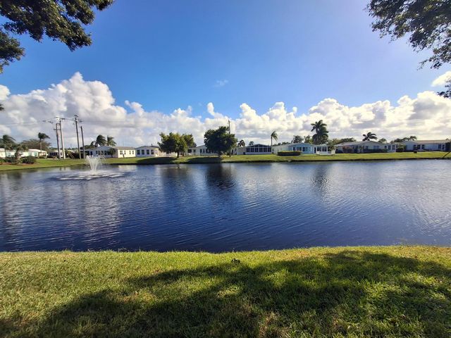 8145 Meadowlark Lane, Port St Lucie, FL 34952