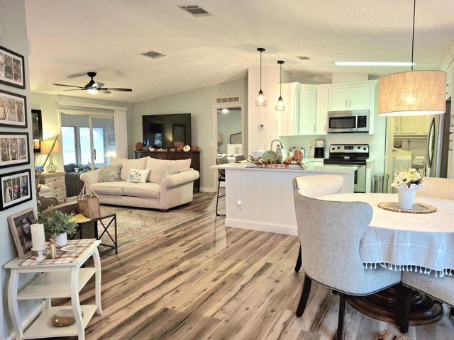 8145 Meadowlark Lane, Port St Lucie, FL 34952