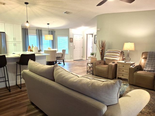8145 Meadowlark Lane, Port St Lucie, FL 34952