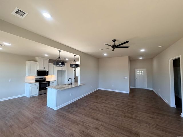 9323 Highway 298, Benton, AR 72019