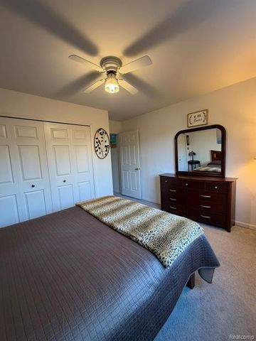 29830 Bobrich Street, Livonia, MI 48152