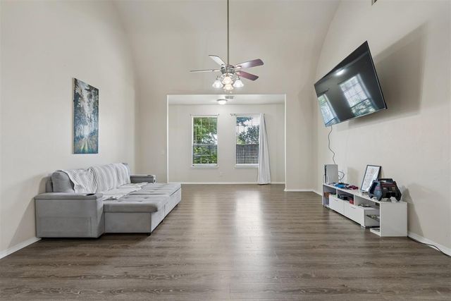 2259 Bradford Avenue, Newcastle, OK 73065