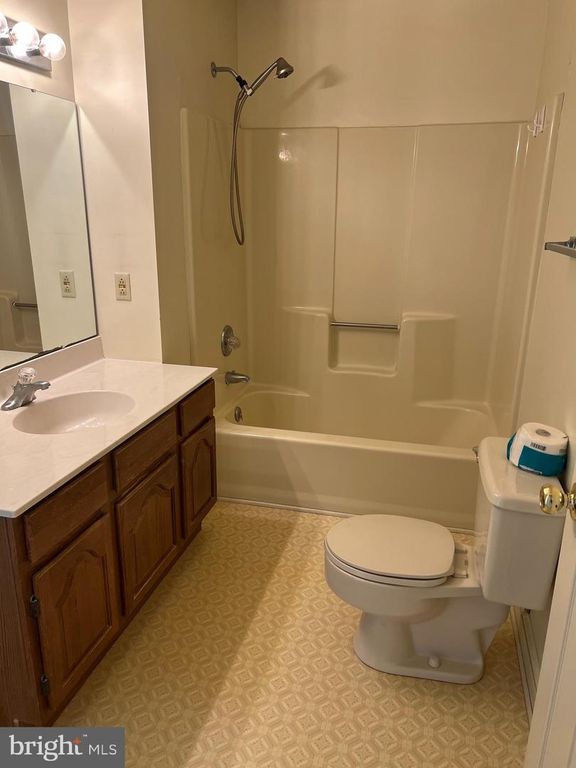 Image 16 of property listing at 314 COVE VIEW #5B, Saint Michaels, MD 21663