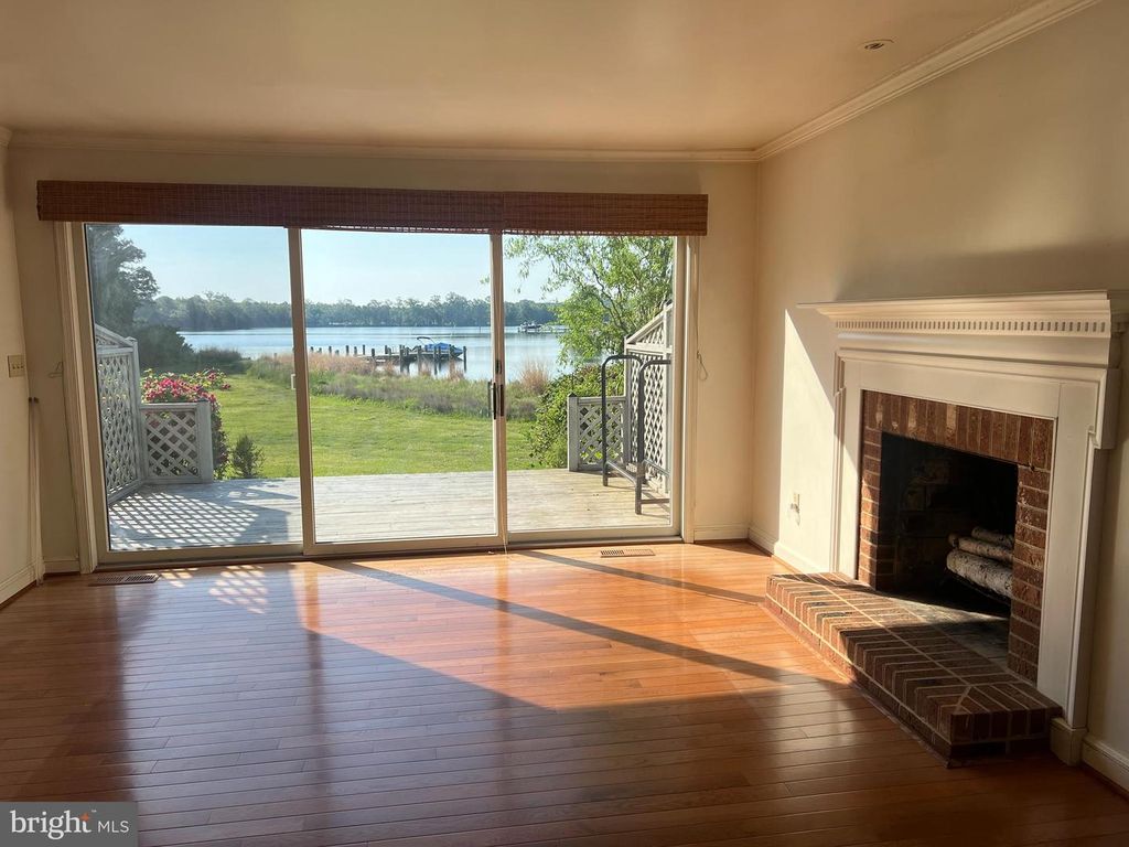 Image 3 of property listing at 314 COVE VIEW #5B, Saint Michaels, MD 21663