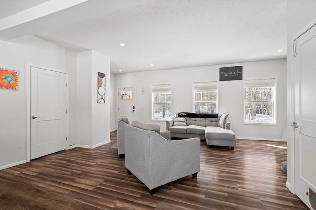 1111 Se East Lake Drive, Orange Twp, MI 49646