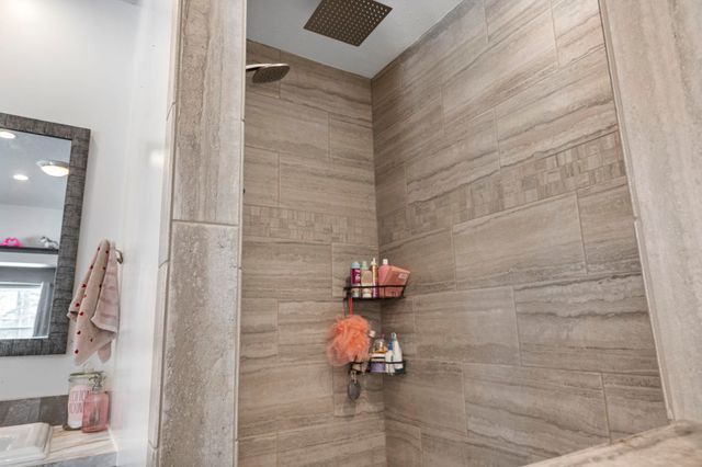 1111 Se East Lake Drive, Orange Twp, MI 49646