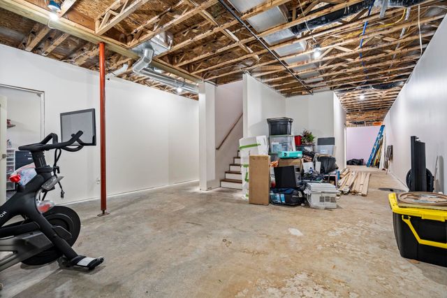 1111 Se East Lake Drive, Orange Twp, MI 49646