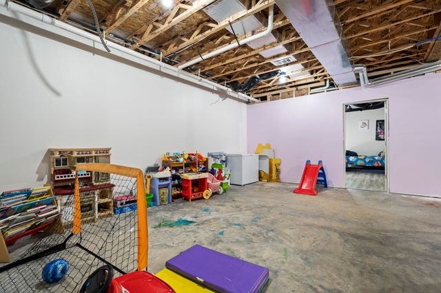 1111 Se East Lake Drive, Orange Twp, MI 49646