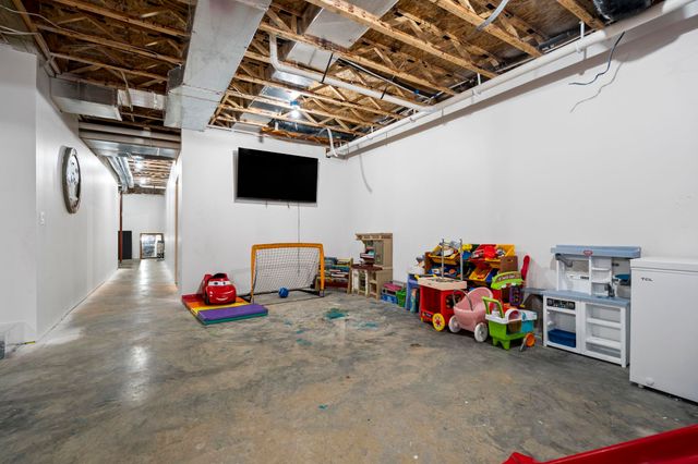 1111 Se East Lake Drive, Orange Twp, MI 49646