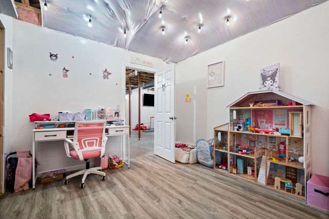 1111 Se East Lake Drive, Orange Twp, MI 49646