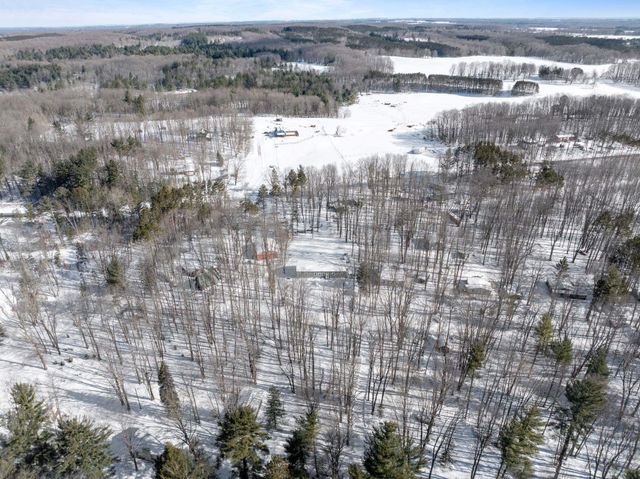 1111 Se East Lake Drive, Orange Twp, MI 49646