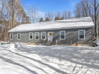 1111 Se East Lake Drive, Orange Twp, MI 49646