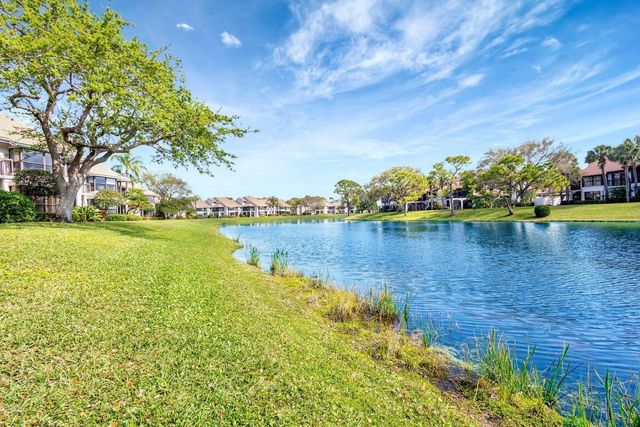 16050 W Bay Drive 151, Jupiter, FL 33477
