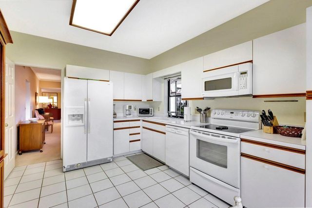 16050 W Bay Drive 151, Jupiter, FL 33477