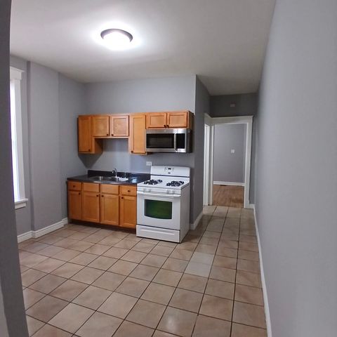 4056 W Hirsch Street 1, Chicago, IL 60651