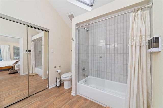 36 N Rain Forest Court, Spring, TX 77380
