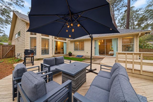 36 N Rain Forest Court, Spring, TX 77380