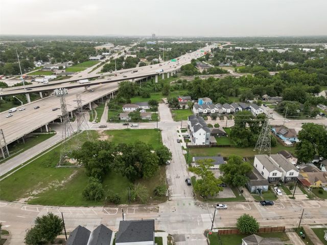 1605 Euel Street, Houston, TX 77009