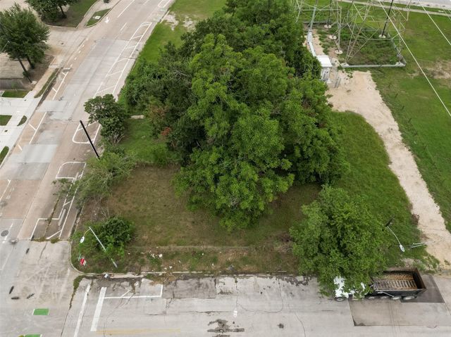 1605 Euel Street, Houston, TX 77009