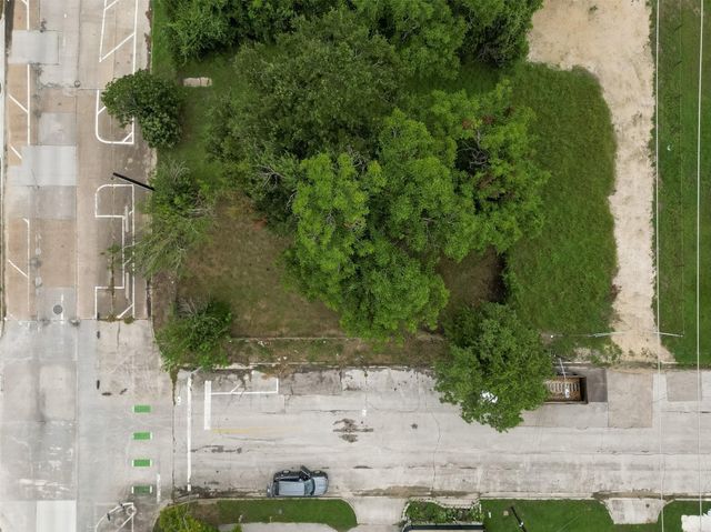 1605 Euel Street, Houston, TX 77009