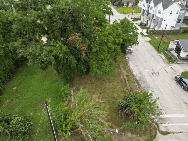 1605 Euel Street, Houston, TX 77009