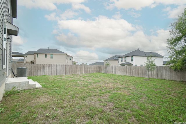 5012 ARROW VISTA, Marion, TX 78124