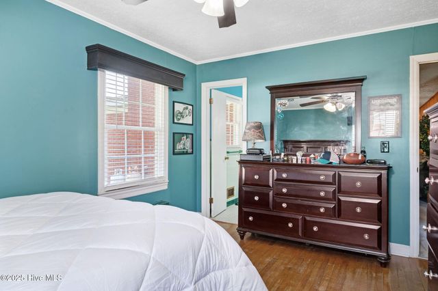 112 Mcmillan Street, Teachey, NC 28464