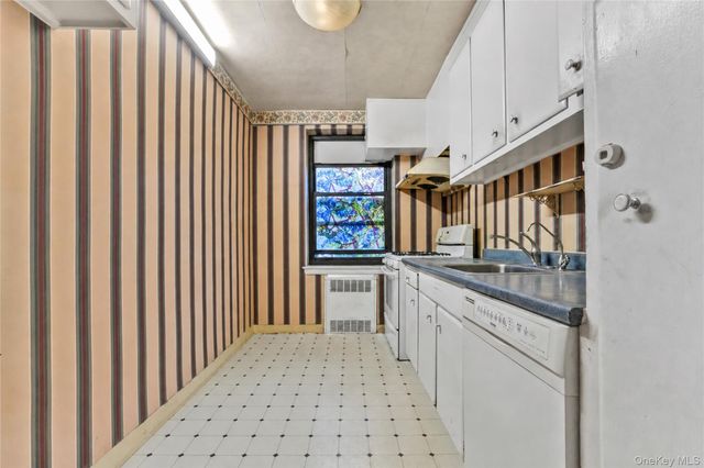 28-08 141st Street 1A, Flushing, NY 11354