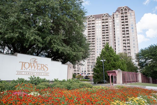 1 Towers Park Ln Apt 302, San Antonio, TX 78209