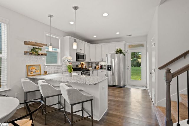 116 Cherrybark Lane, Taylors, SC 29687