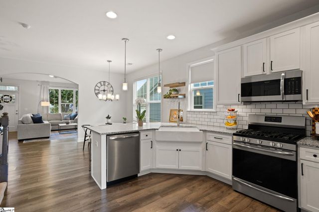 116 Cherrybark Lane, Taylors, SC 29687