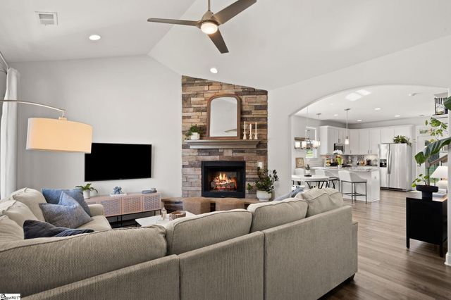 116 Cherrybark Lane, Taylors, SC 29687