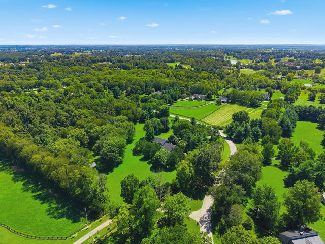 601 Delaney Woods, Nicholasville, KY 40356