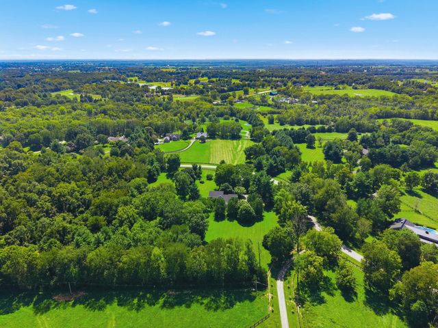 601 Delaney Woods, Nicholasville, KY 40356