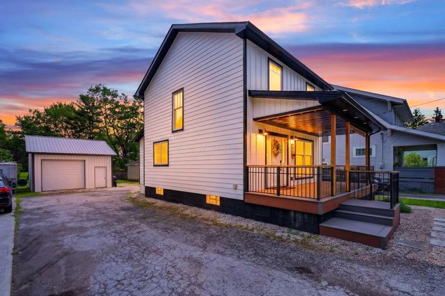 1878 Harrisburg Pike, Grove City, OH 43123