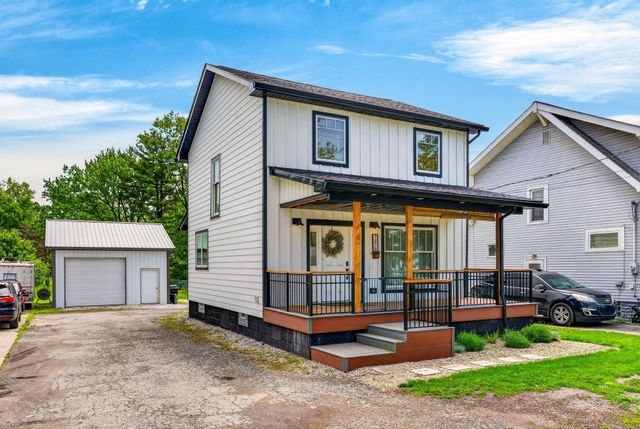 1878 Harrisburg Pike, Grove City, OH 43123