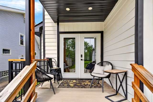 1878 Harrisburg Pike, Grove City, OH 43123