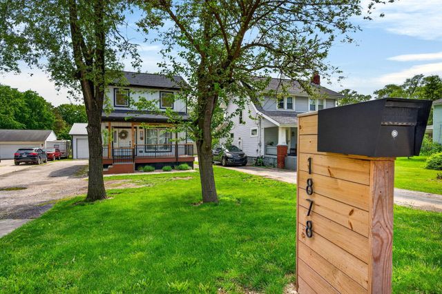 1878 Harrisburg Pike, Grove City, OH 43123