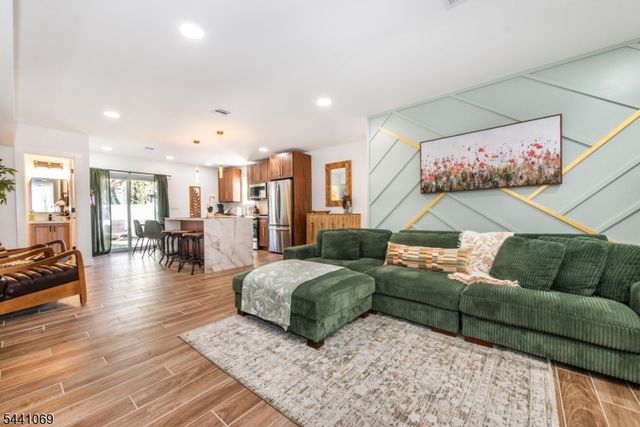 112 19th Ave, Irvington Twp., NJ 07111