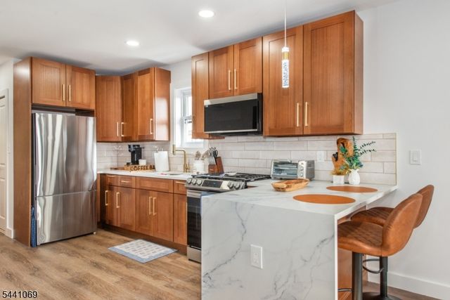 112 19th Ave, Irvington Twp., NJ 07111